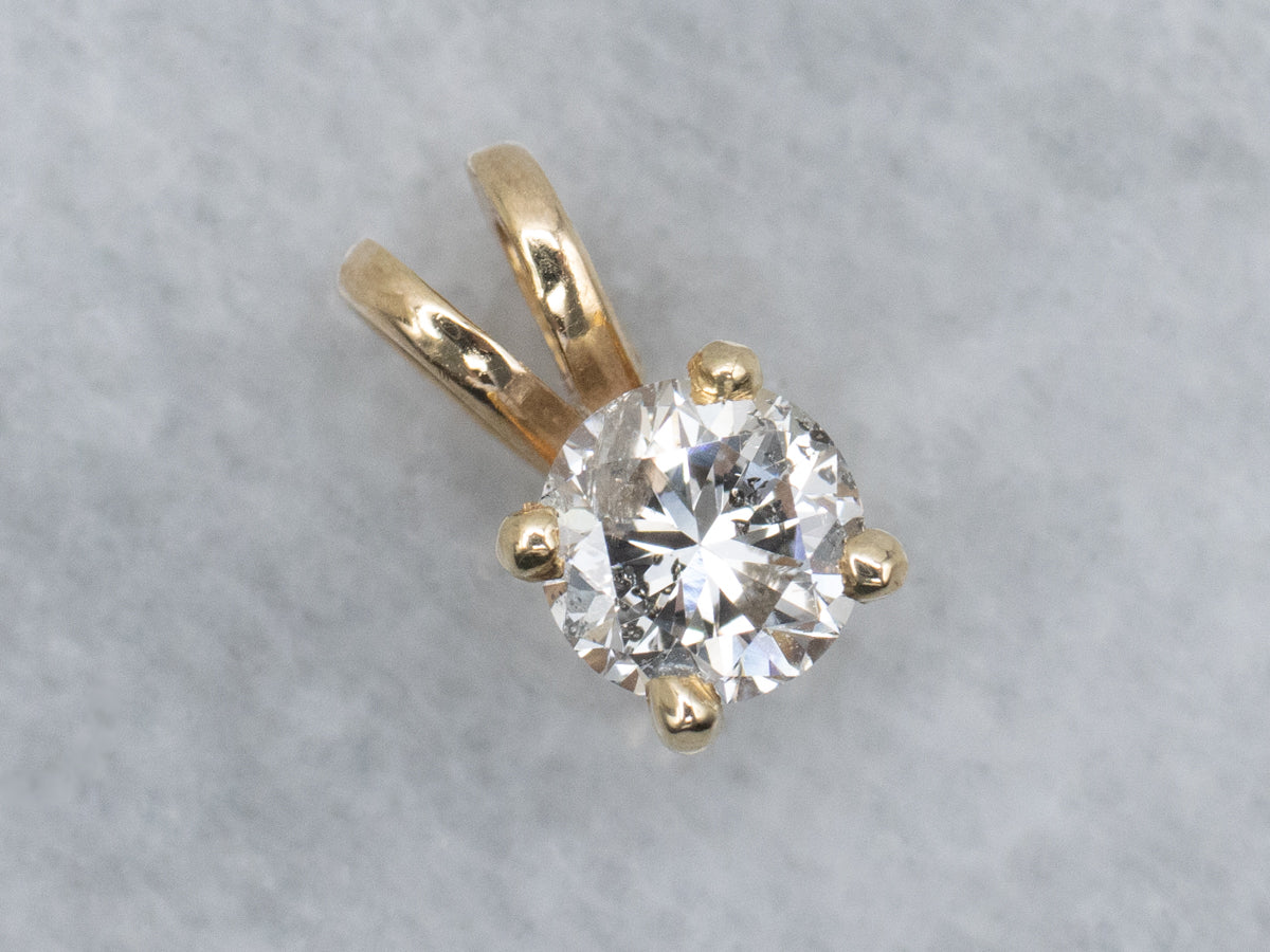 Simple Round Brilliant Diamond Solitaire Pendant
