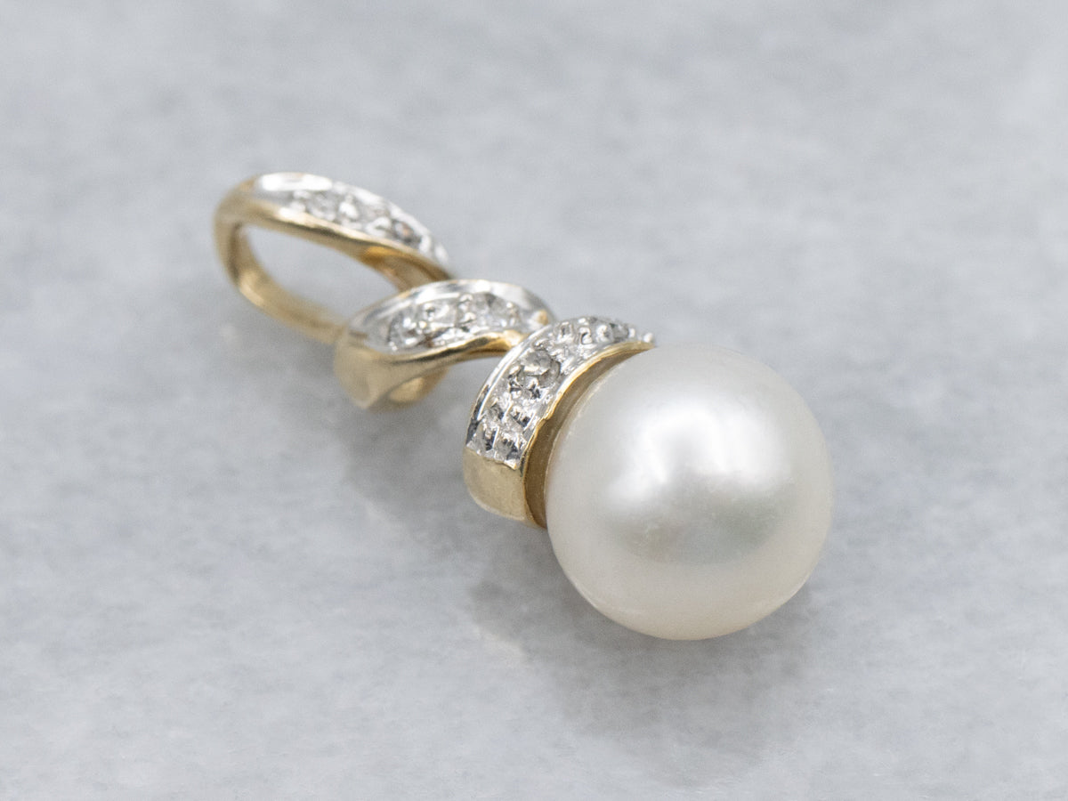 Twisting Gold Diamond and Pearl Pendant