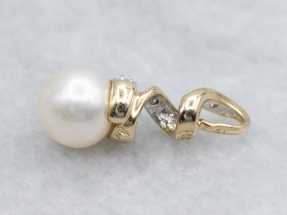 Twisting Gold Diamond and Pearl Pendant