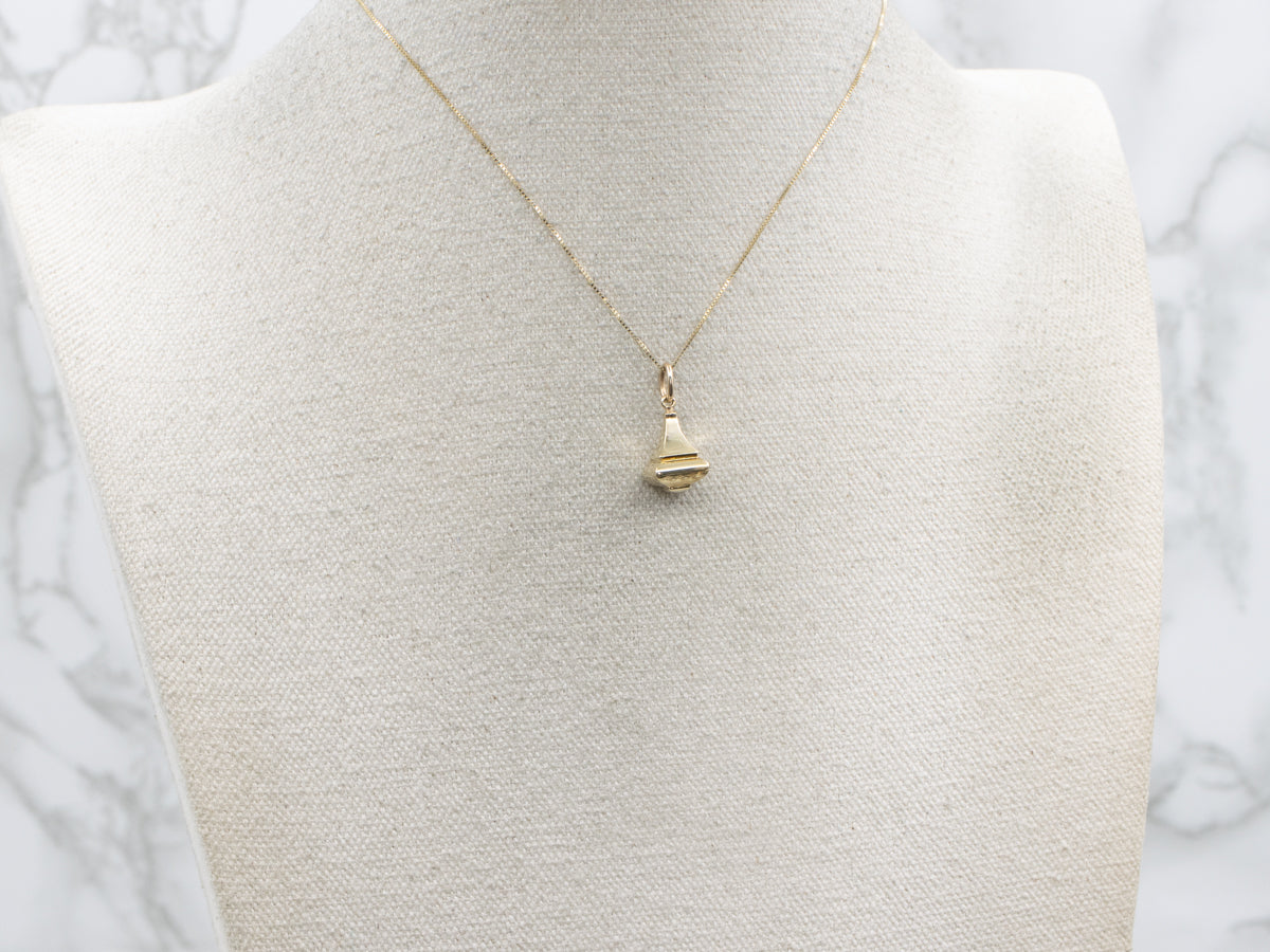 Vintage Textured Yellow Gold Pendant