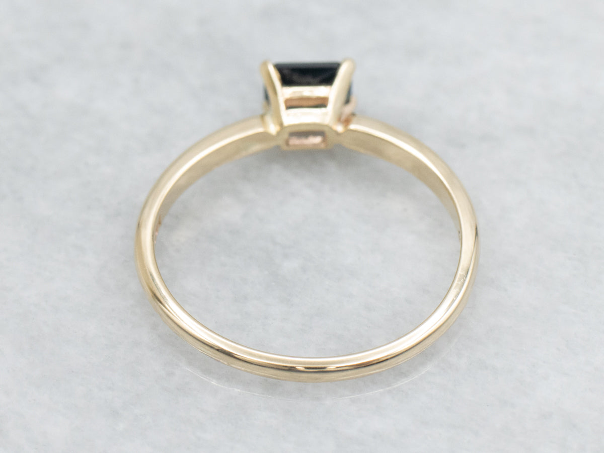 East-to-West Set Sapphire Yellow Gold Solitaire Ring