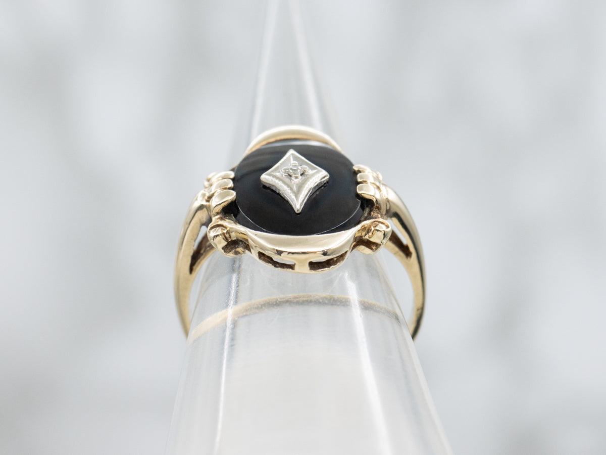 Vintage Gold Black Onyx and Diamond Ladies Ring