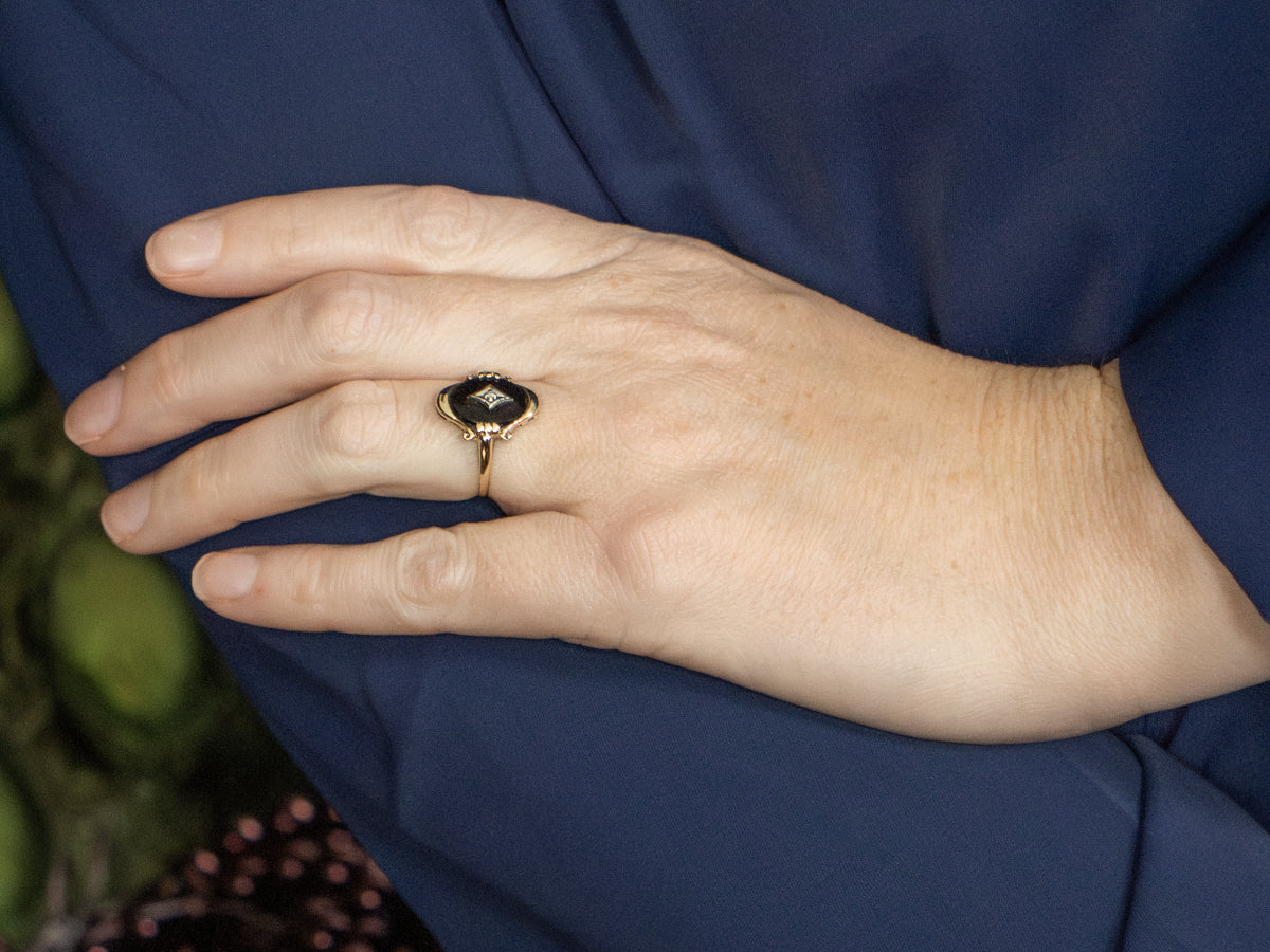 Vintage Gold Black Onyx and Diamond Ladies Ring