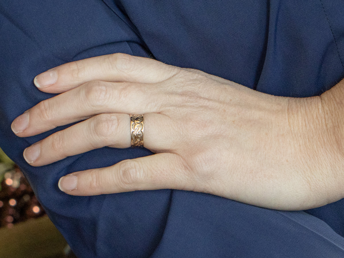 Victorian Rose Gold Patterned Cigar Band