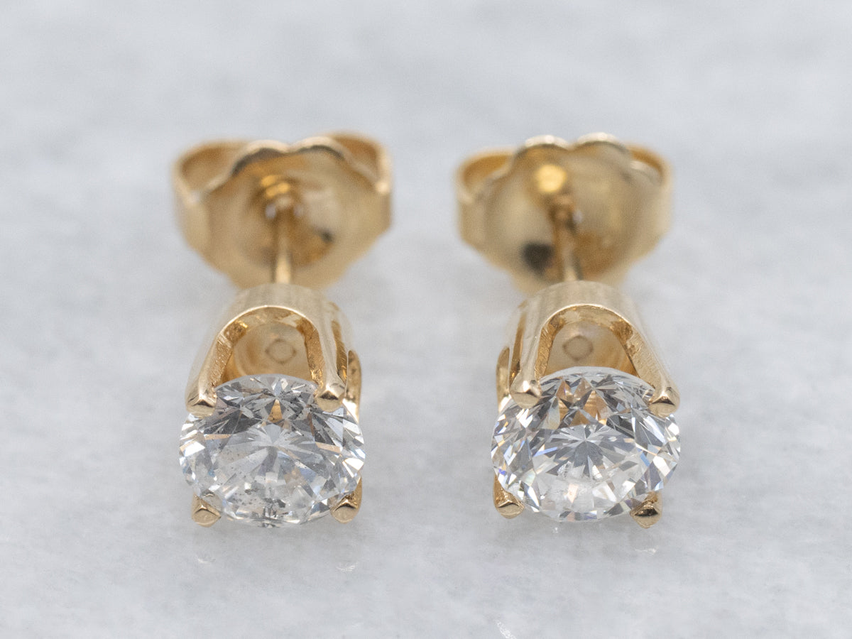 Simple Four-Prong Round Brilliant Diamond Stud Earrings