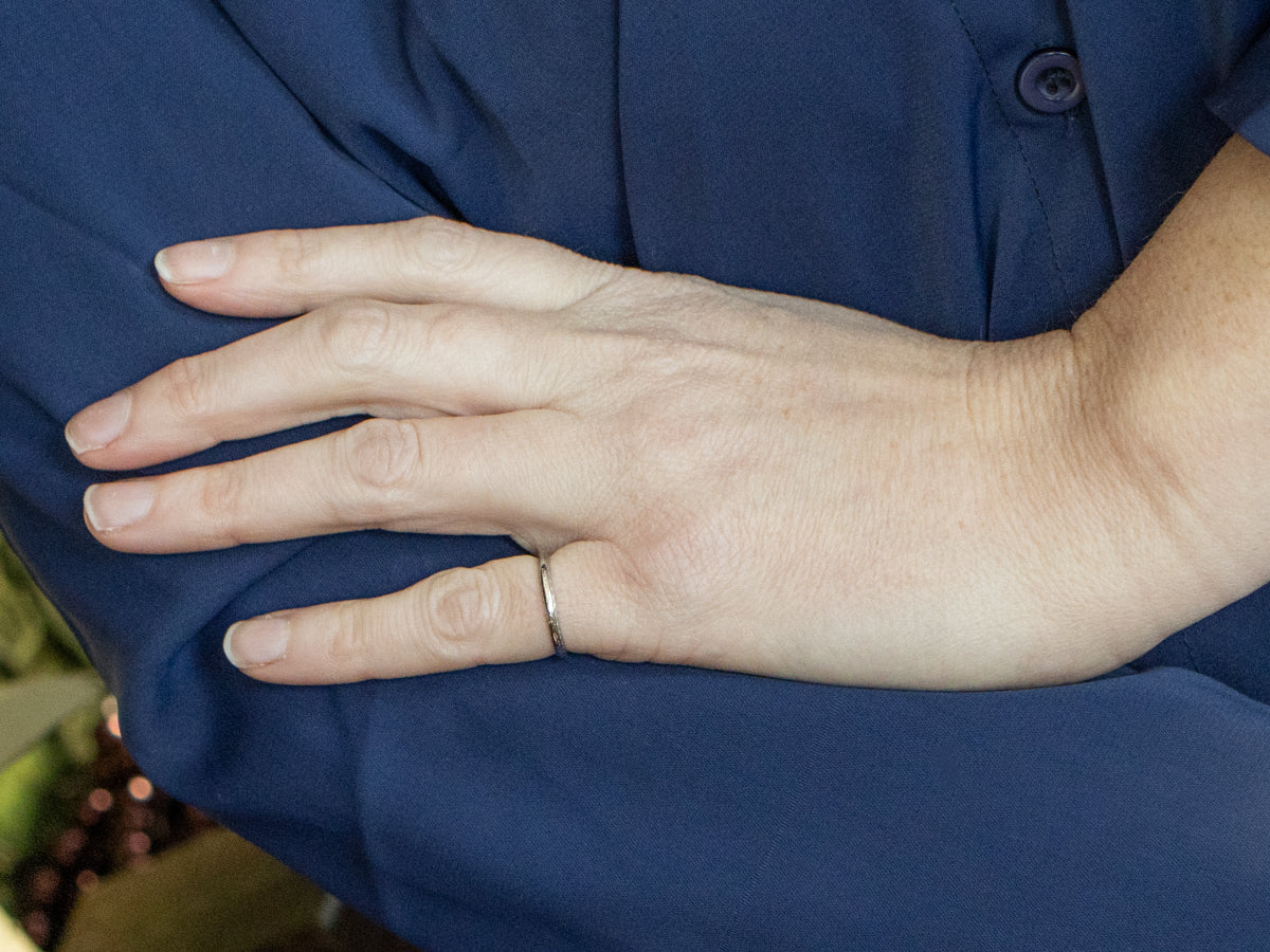 Hand-Engraved Wheat Pattern Platinum Band