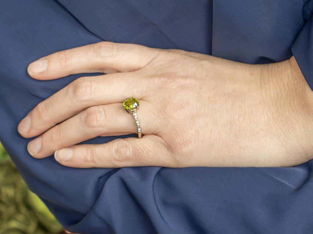 Peridot and Diamond Scalloped White Gold Ring