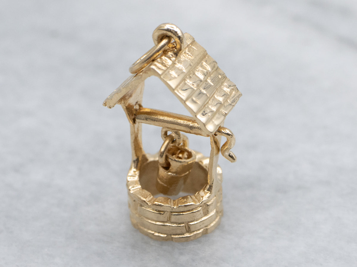 Well House and Bucket Vintage Yellow Gold Charm