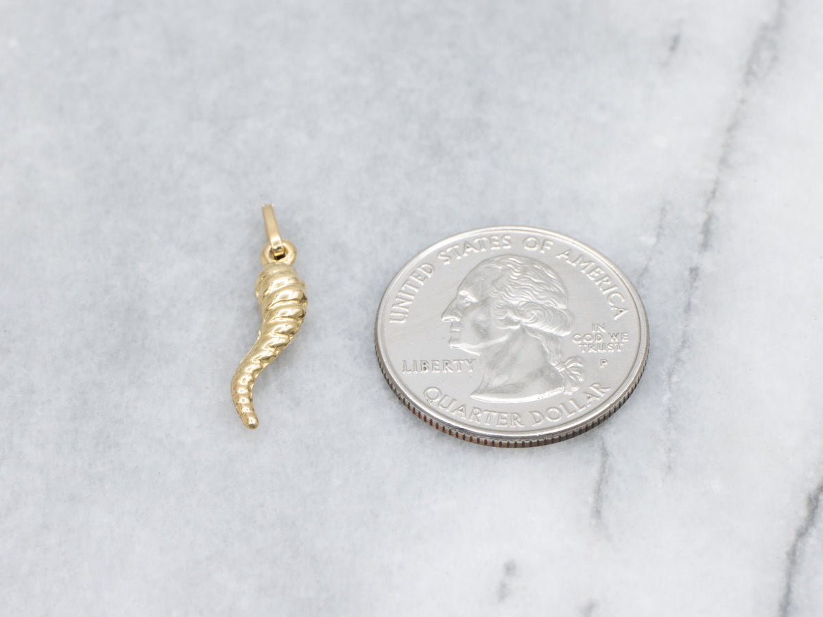 Vintage 18-Karat Gold Italian Cornicello Horn Charm Pendant