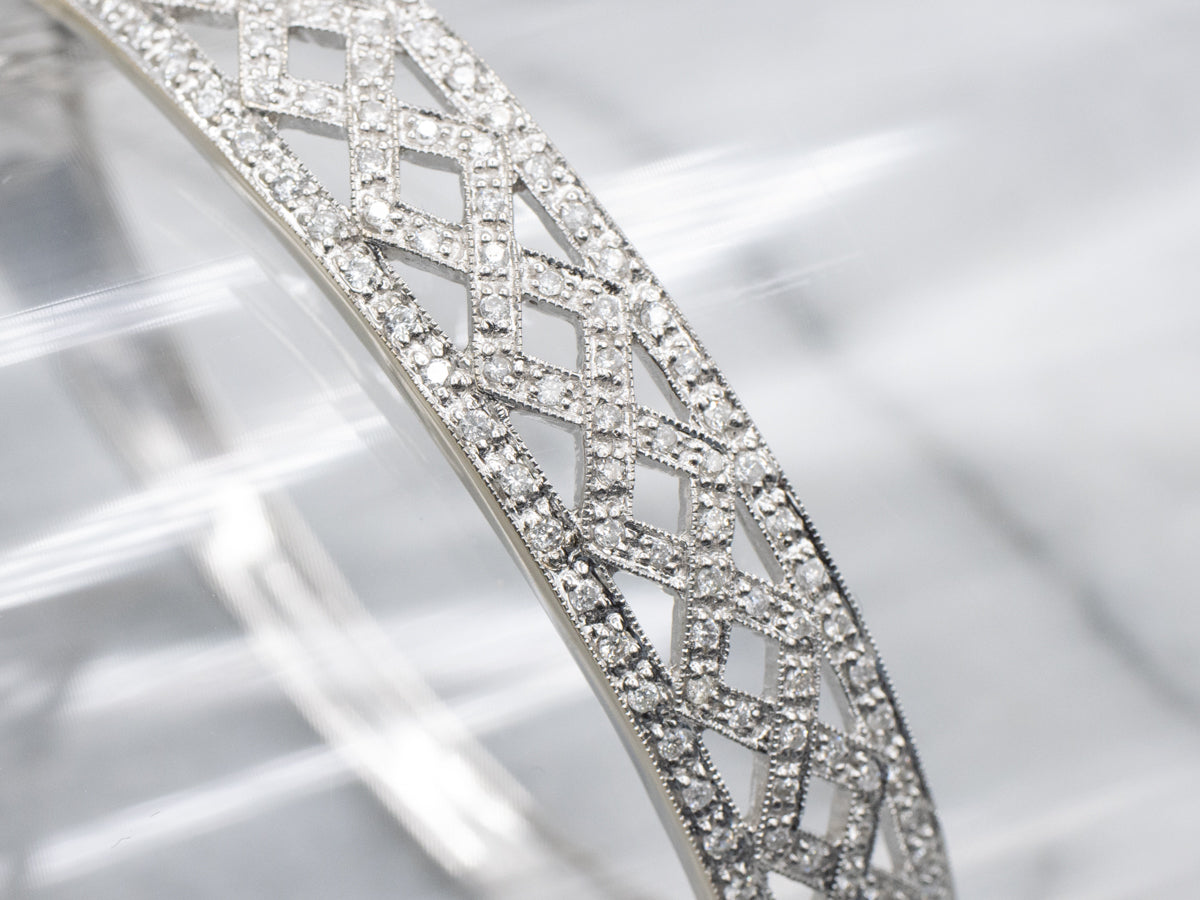 Modern 18-Karat White Gold Diamond Hinged Bangle Bracelet