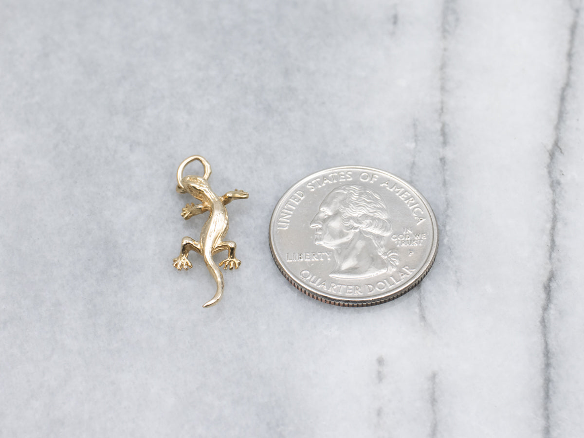 Detailed Yellow Gold Lizard Charm Pendant