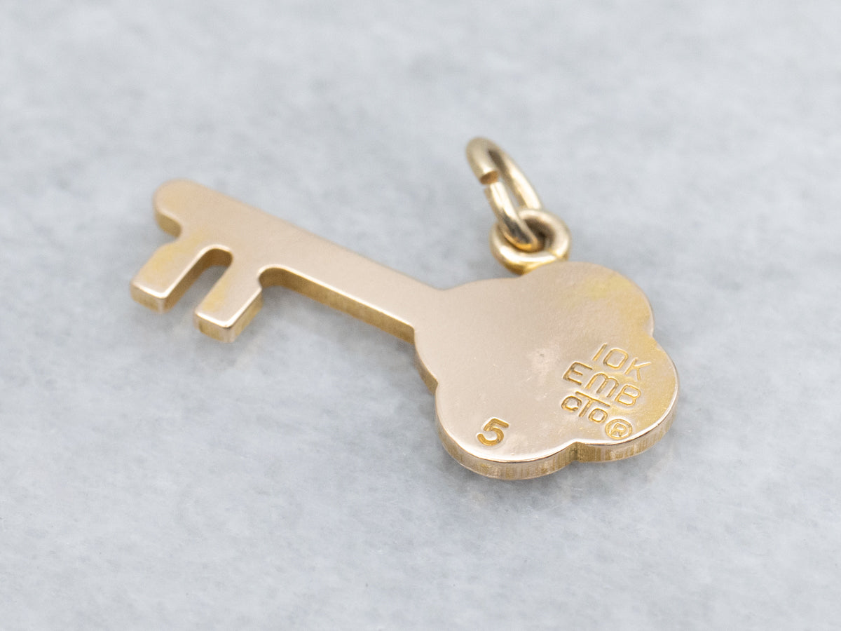 Yellow Gold Skeleton Key Pendant