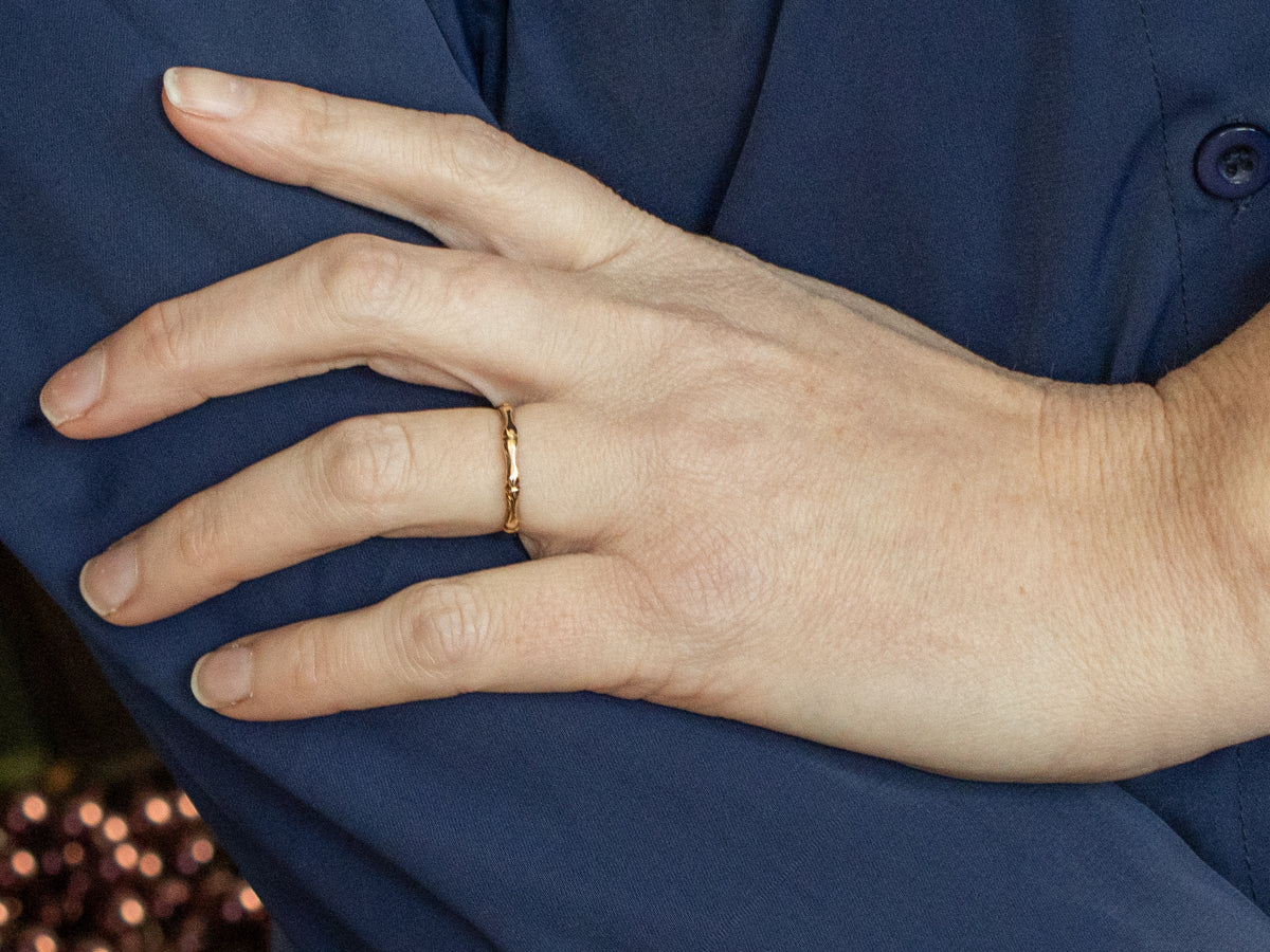 Vintage Gold Bamboo Patterned Band