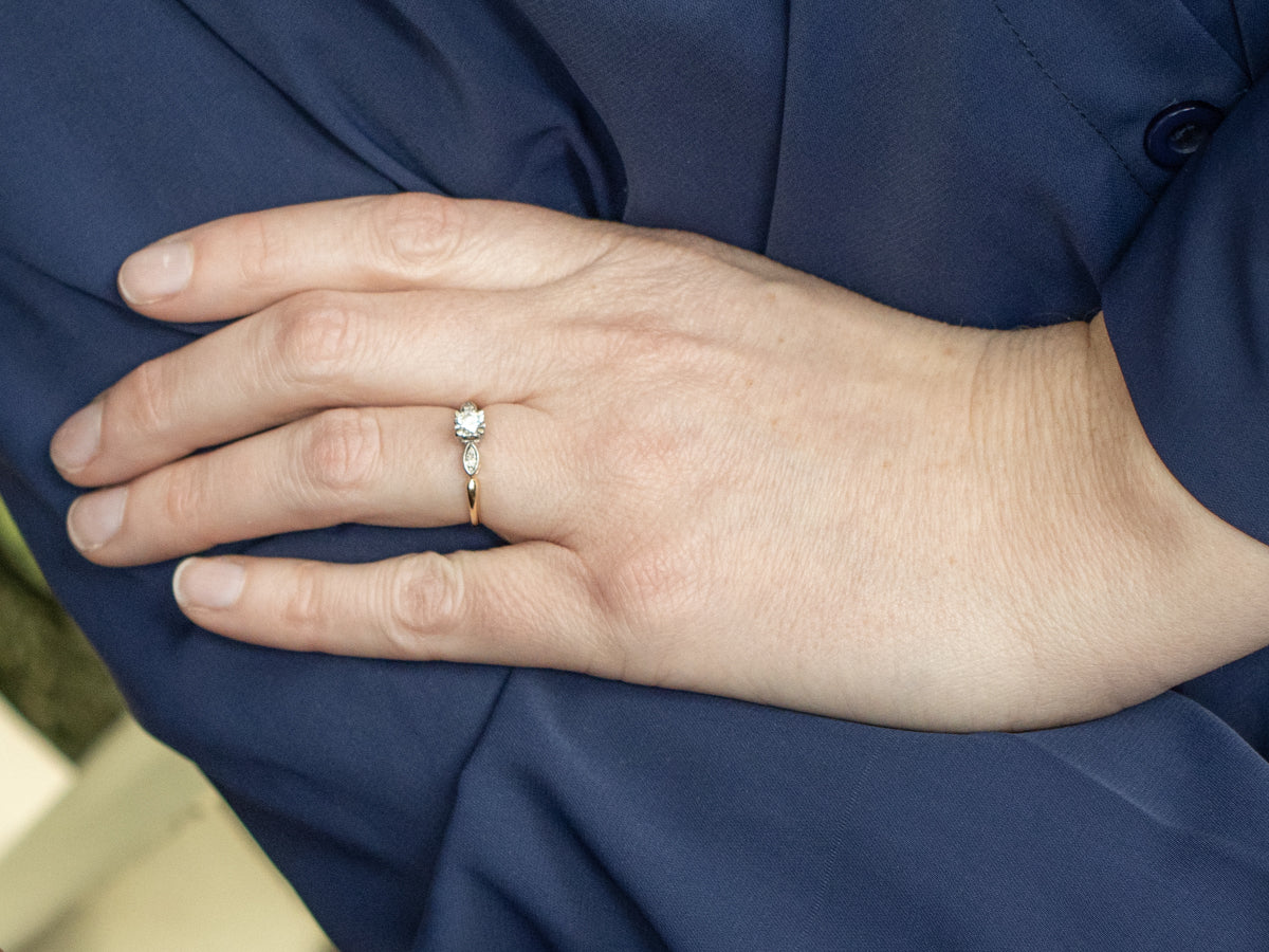 Retro 1950s Diamond Engagement Ring with Scalloped Diamond Accents