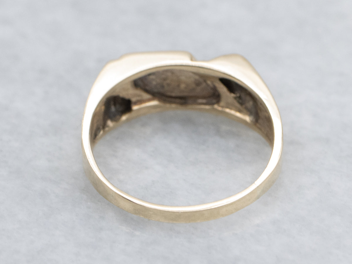 Vintage Geometric Grooved Gold Signet Ring
