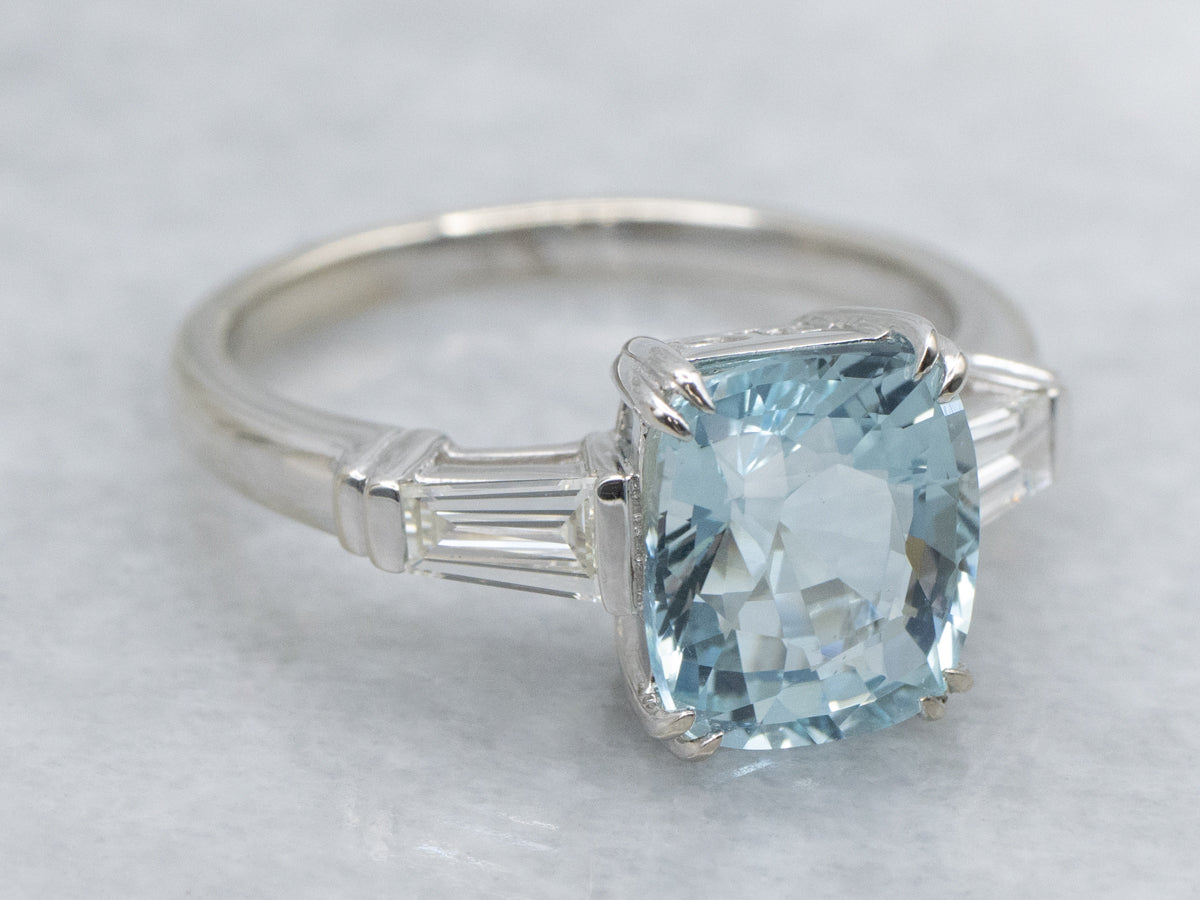 Cushion-Cut Aquamarine and Diamond White Gold Ring