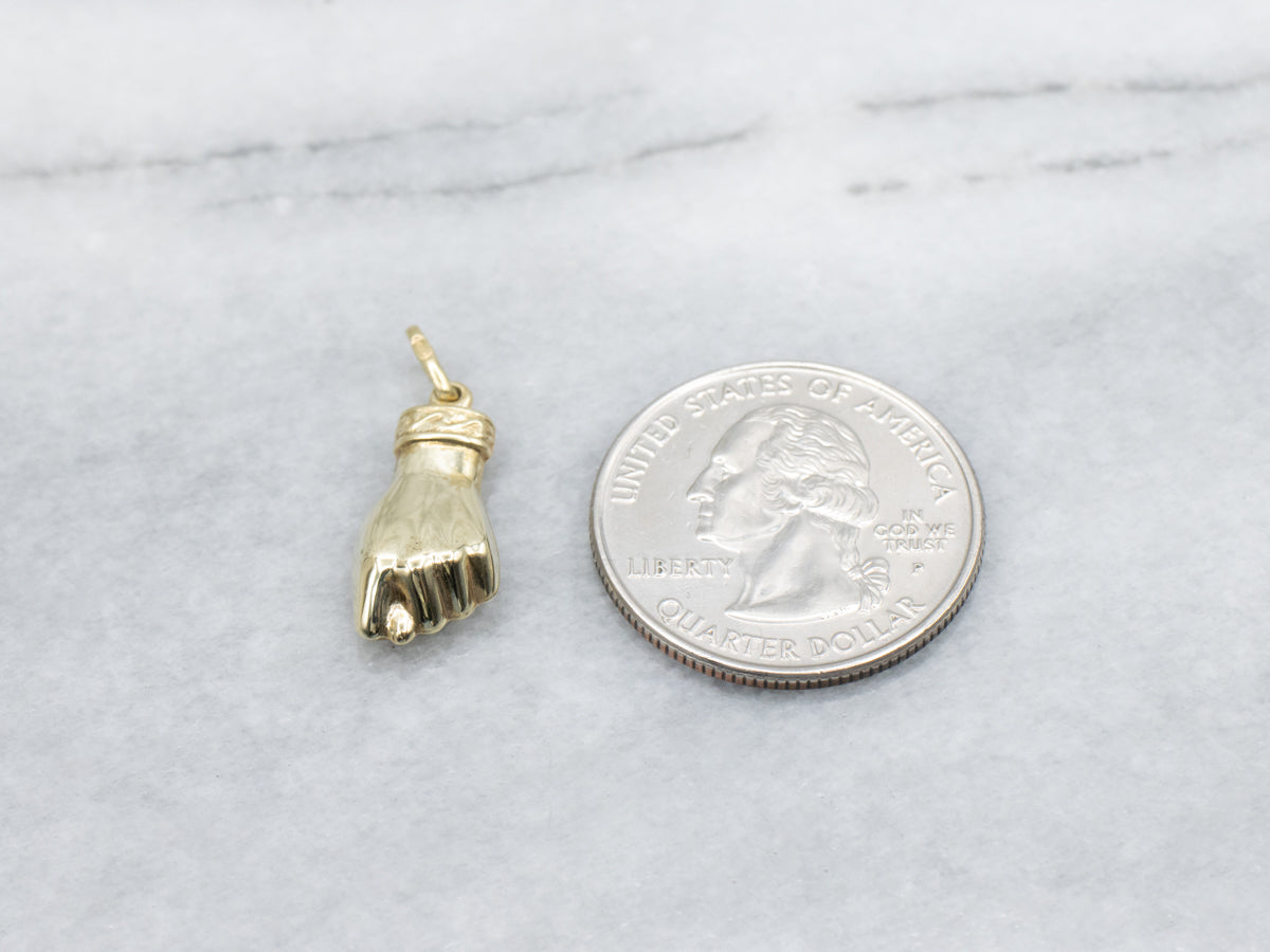 Italian Gold Mano Fig Charm Pendant