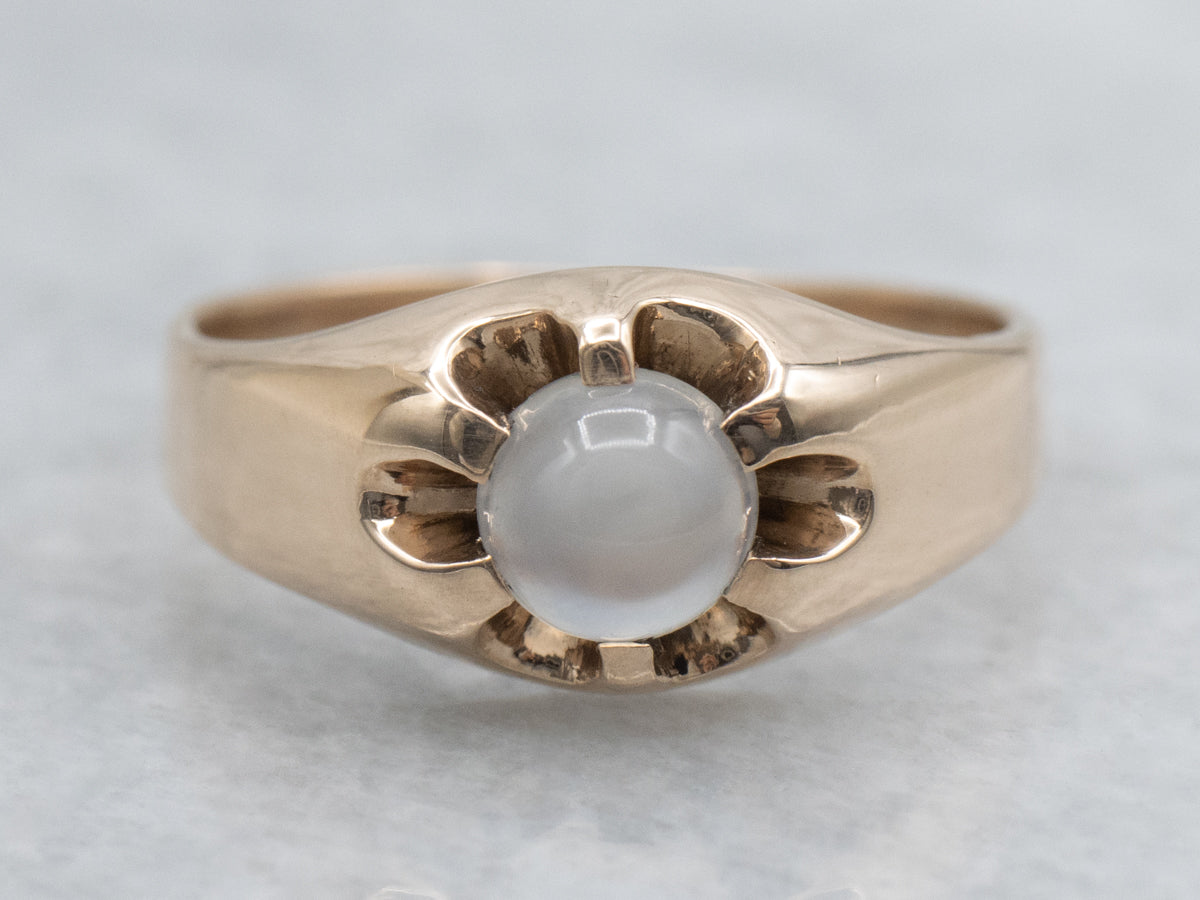 Antique Belcher Set Moonstone and Gold Solitaire Ring