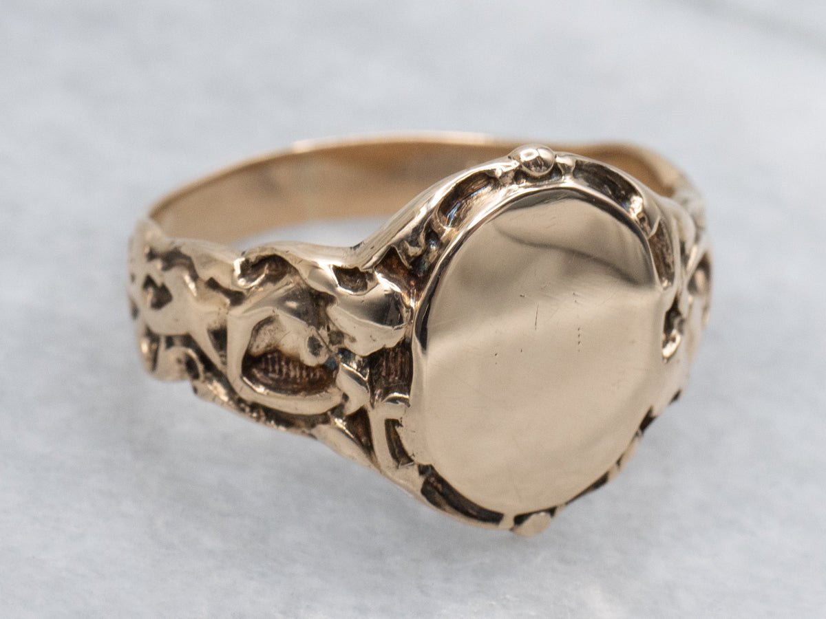 Ornate Antique Gold Oval-Top Signet Ring