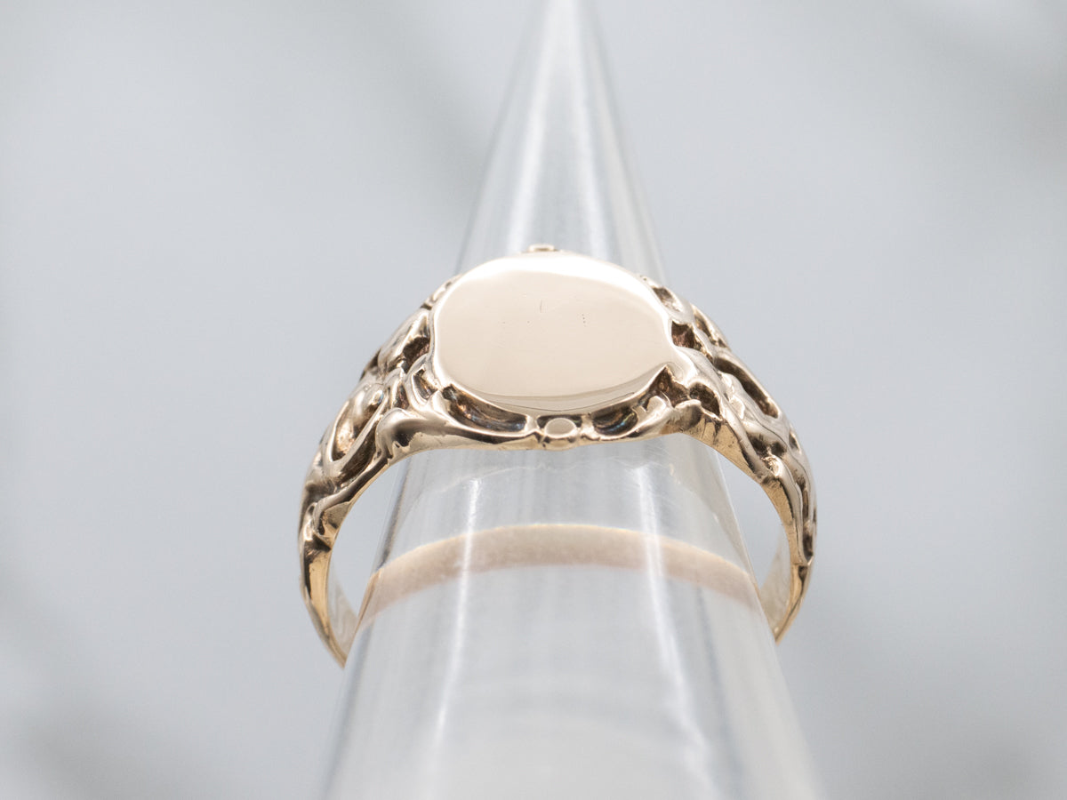 Ornate Antique Gold Oval-Top Signet Ring