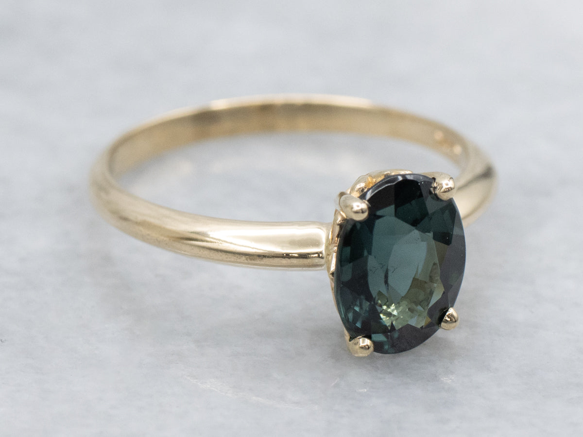 Pretty Green Tourmaline and Gold Solitaire Ring