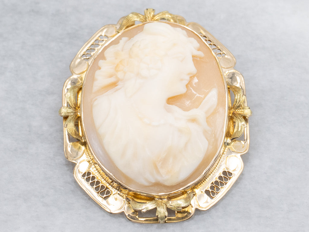 Yellow Gold Filigree Cameo Brooch