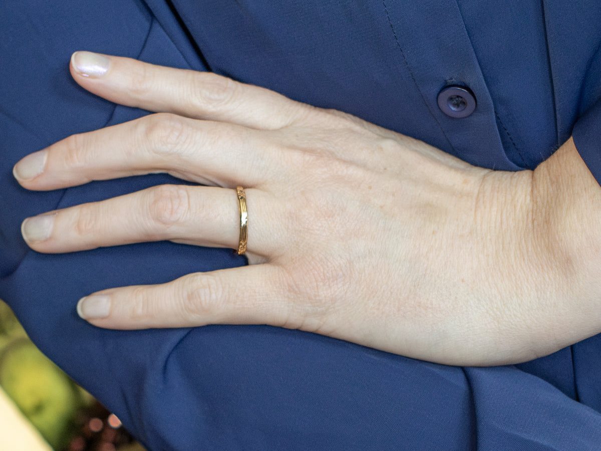Floral Orange Blossom Patterned Antique Gold Band