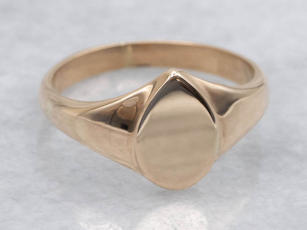 Polished Gold Vintage Teardrop-Top Signet Ring