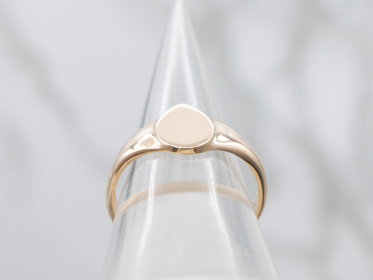 Polished Gold Vintage Teardrop-Top Signet Ring