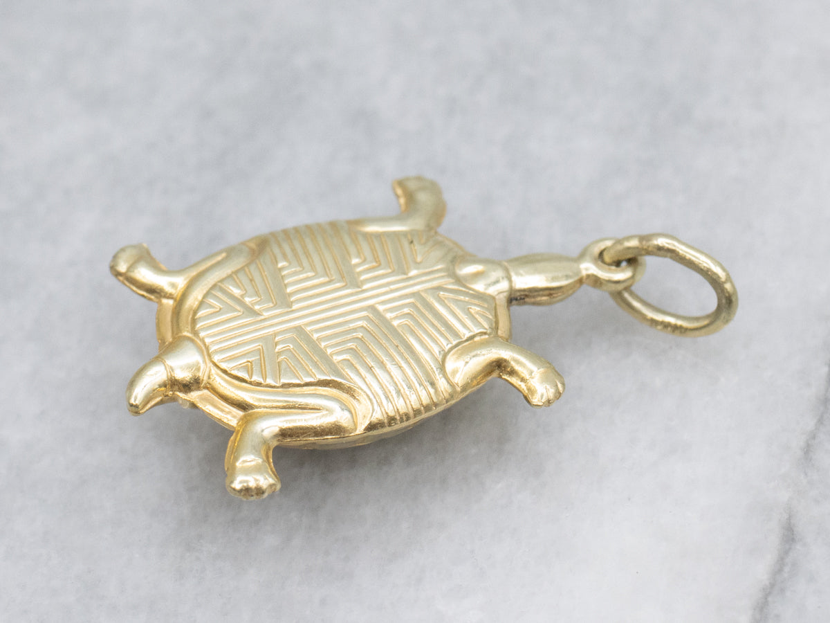Detailed Yellow Gold Turtle Pendant