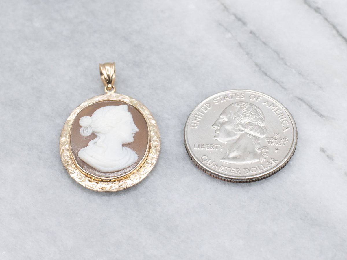Vintage Cameo Engraved Setting Yellow Gold Pendant