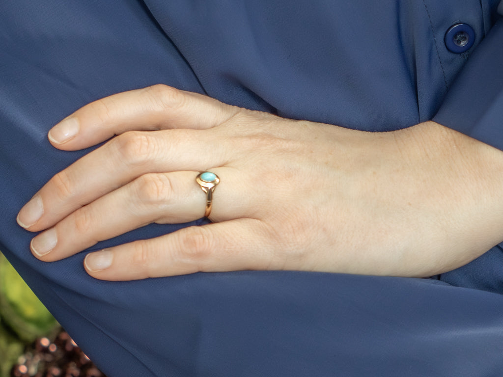 Vintage Bezel-Set Turquoise Rose Gold Ring