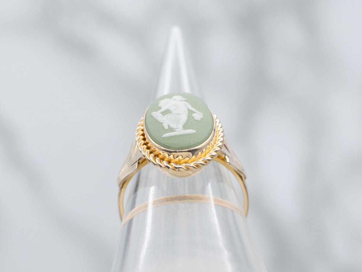 Vintage Wedgwood Jasperware Cameo Ring in Twisting Gold Setting