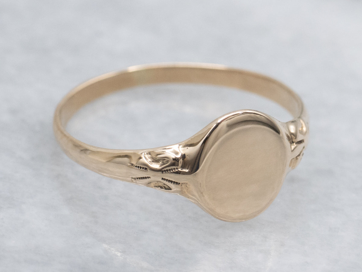 Vintage Yellow Gold Oval-Top Signet Ring