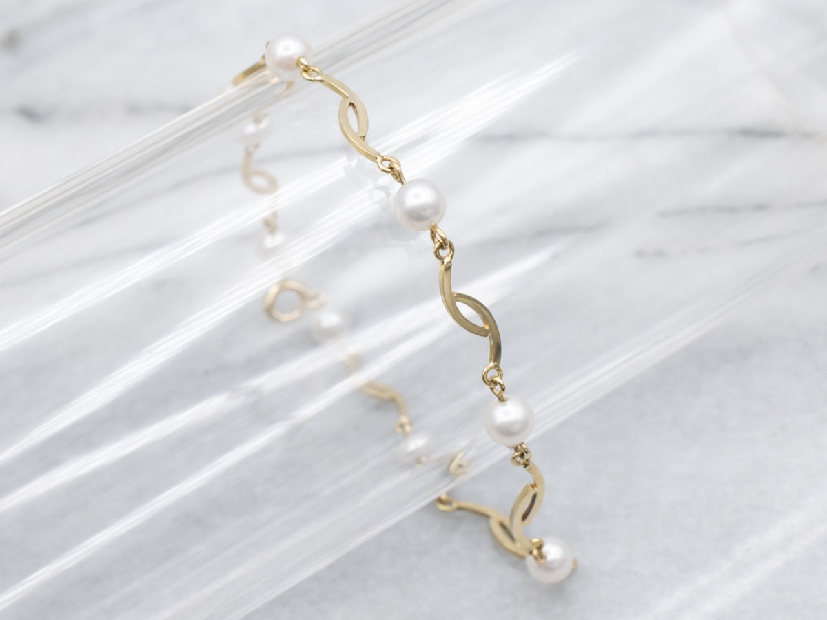 Saltwater Pearl Yellow Gold Curved Link Bracelet