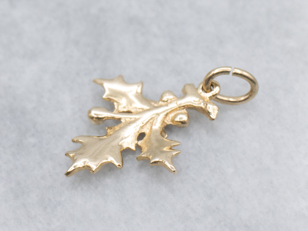 Yellow Gold Textured Holly-Leaf Charm