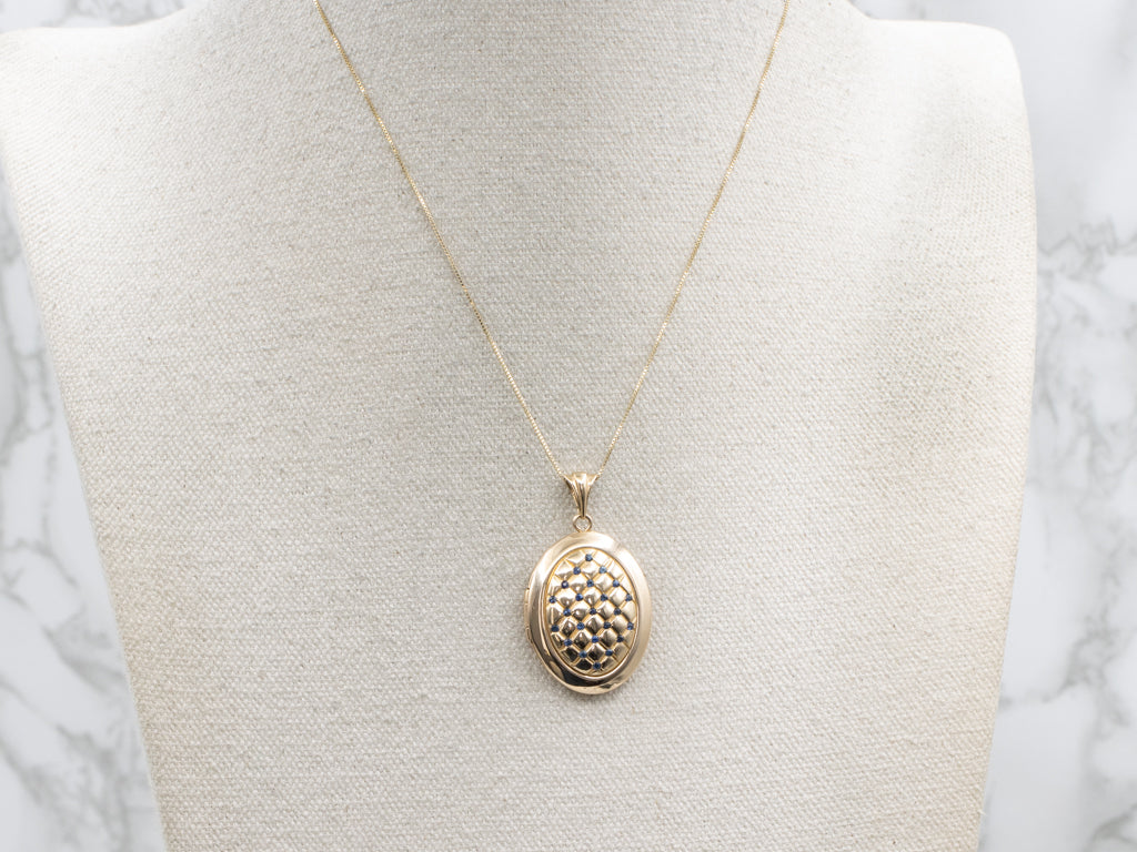 Vintage Gold Sapphire Tufted Pattern Oval-Shaped Locket