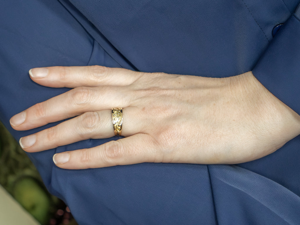 Vintage Gold Botanical Pattern Band