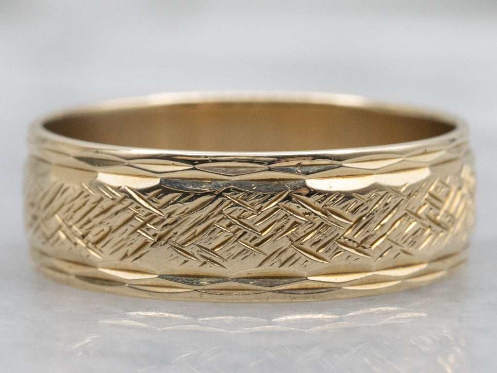 Vintage Gold ArtCarved Cross-Hatched Patterned Men's Band