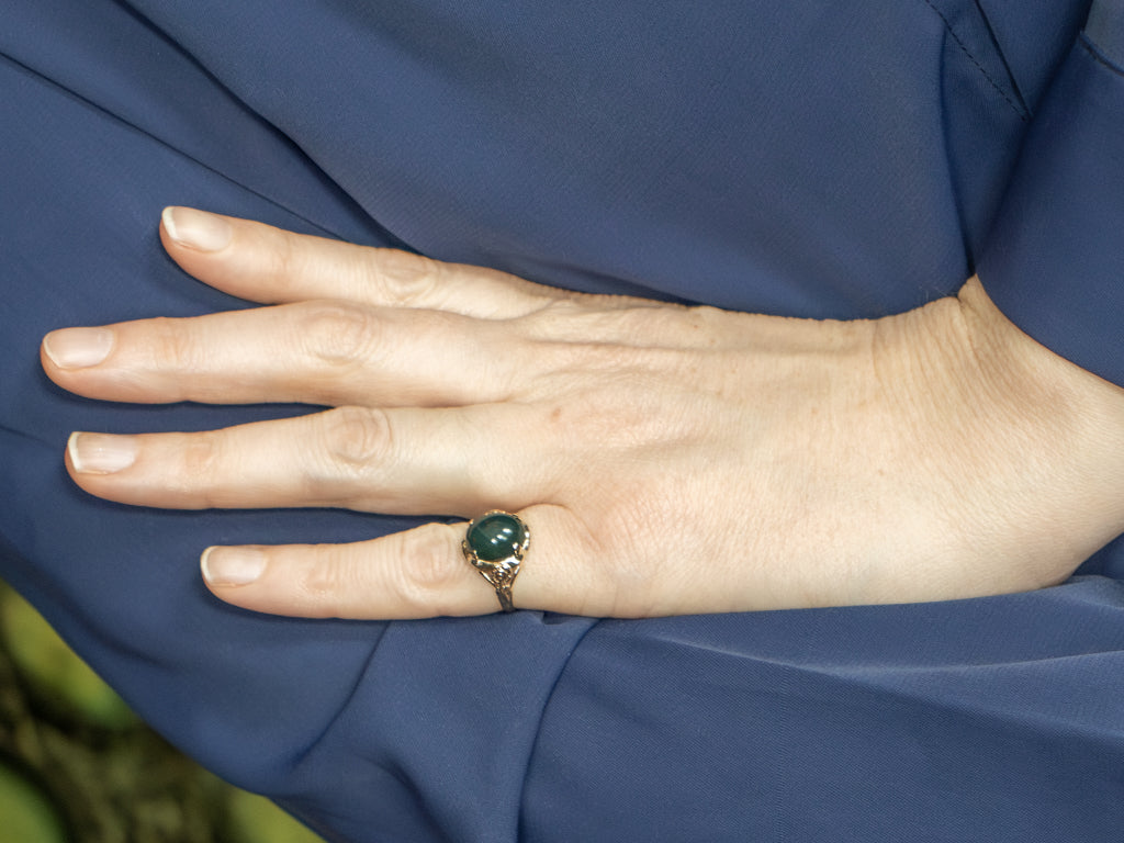 Vintage Floral Bloodstone Cabochon Ring
