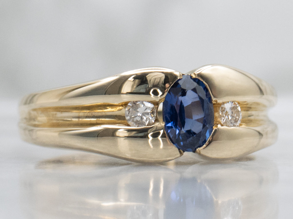 Sapphire and Diamond Grooved Yellow Gold Ring