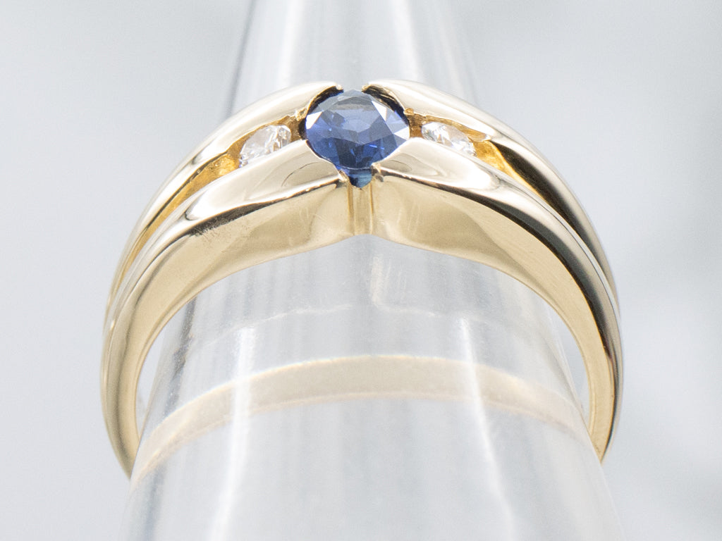 Sapphire and Diamond Grooved Yellow Gold Ring