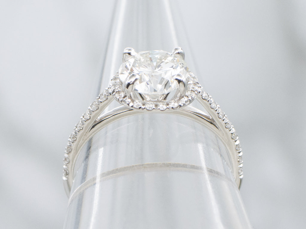 Round Brilliant Modern Diamond Halo Engagement Ring