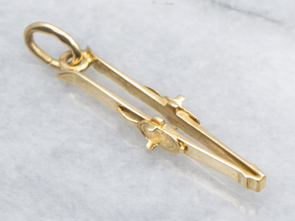 Vintage 18-Karat Gold Cross-Country Skis Charm