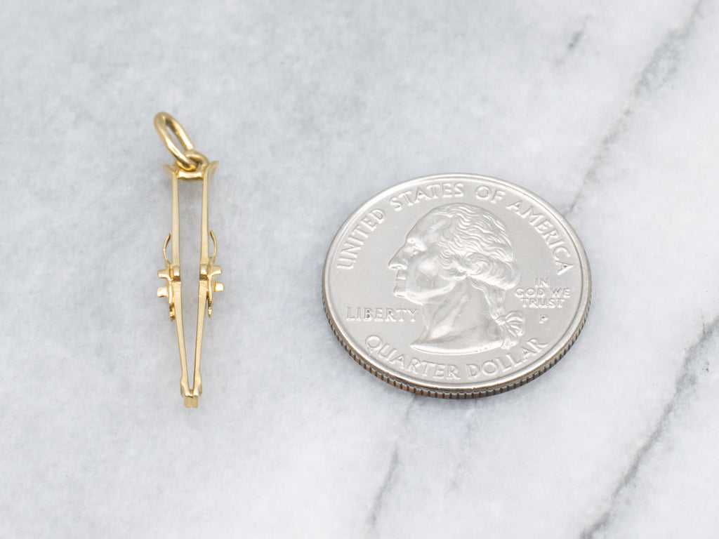Vintage 18-Karat Gold Cross-Country Skis Charm