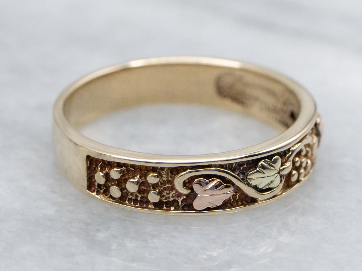 Black Hills Tri-Color Gold Botanical Pattern Band