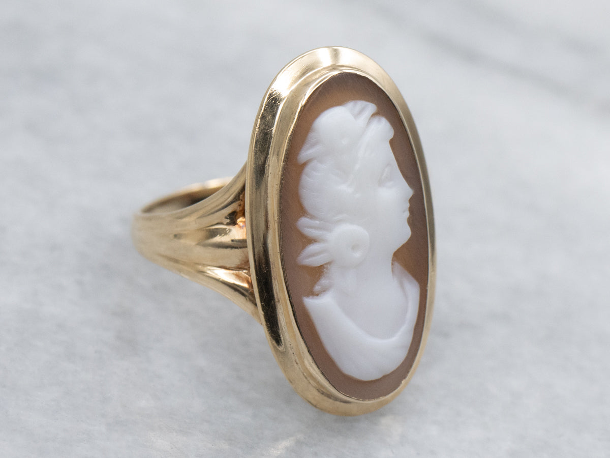 Elongated Oval Cameo Vintage Yellow Gold Ring