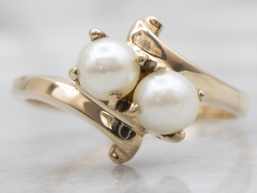 Vintage Saltwater Pearl and Gold Bypass Ring