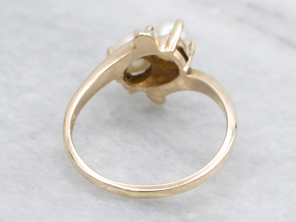 Vintage Saltwater Pearl and Gold Bypass Ring