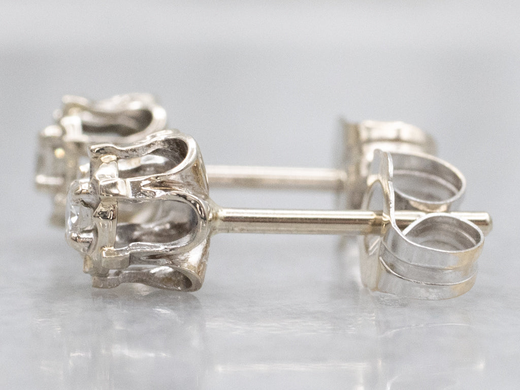 Buttercup-Set Round Brilliant Diamond Stud Earrings